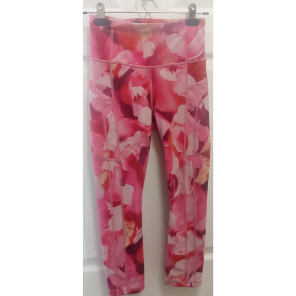 Athleta Pants - Athleta Womens Ultimate Stash II Sz XS Capri Leggings Pink Floral Athleisure Gym
